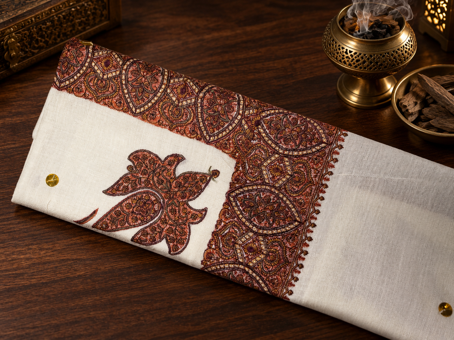 Ivory & Russet