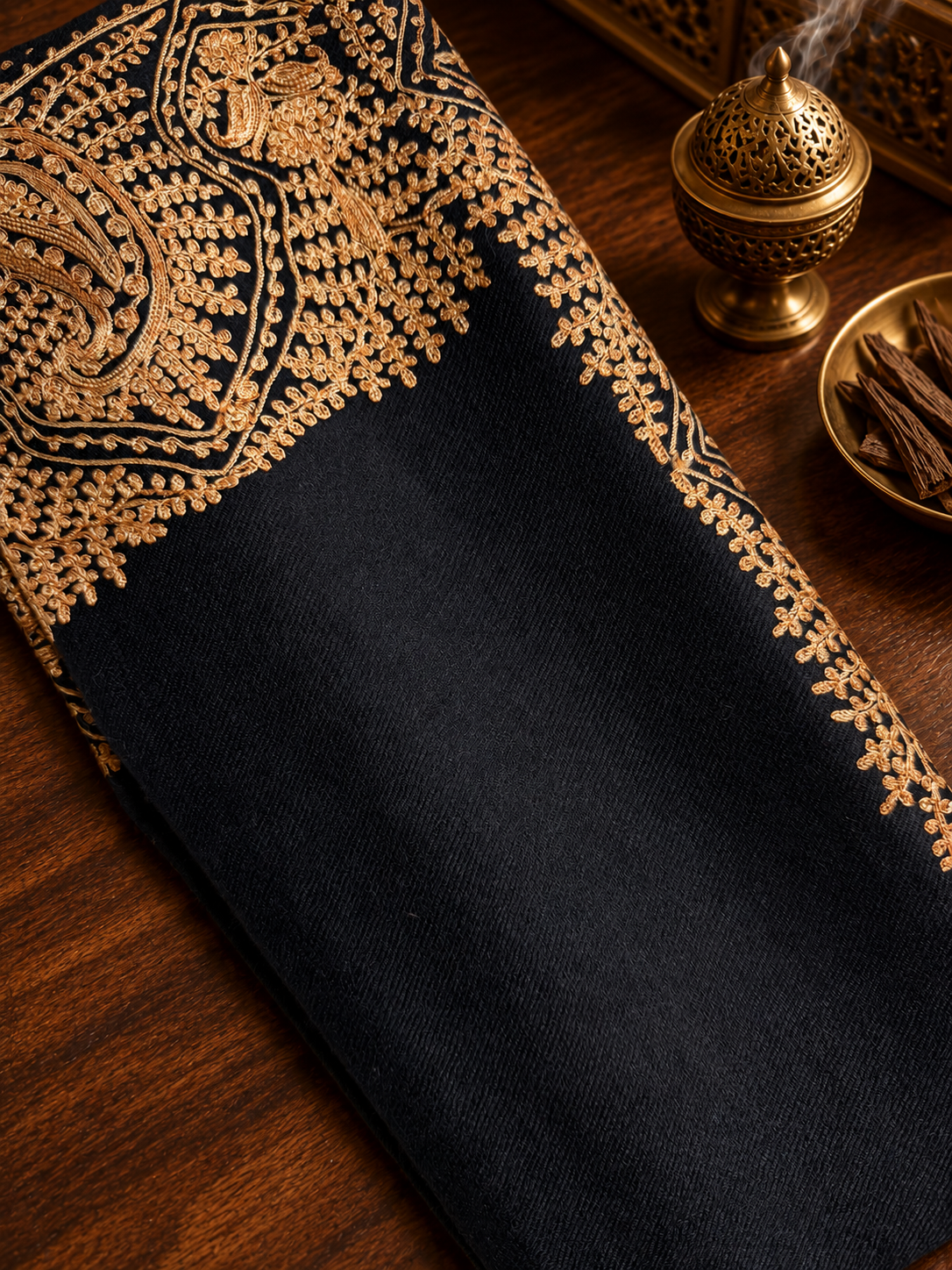 Onyx & Gold